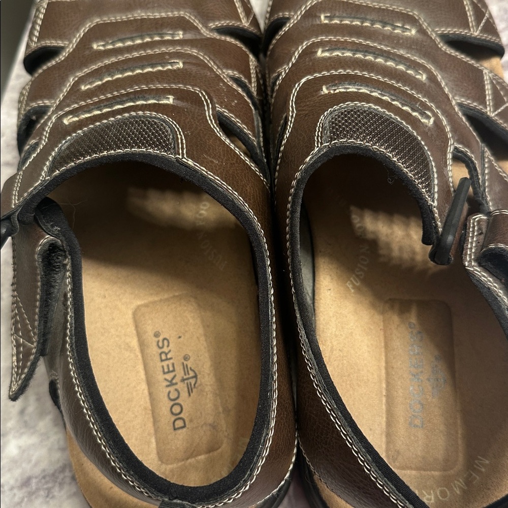 Dockers memory foam brown sandals size 13W 90-21379 - Picture 3 of 5